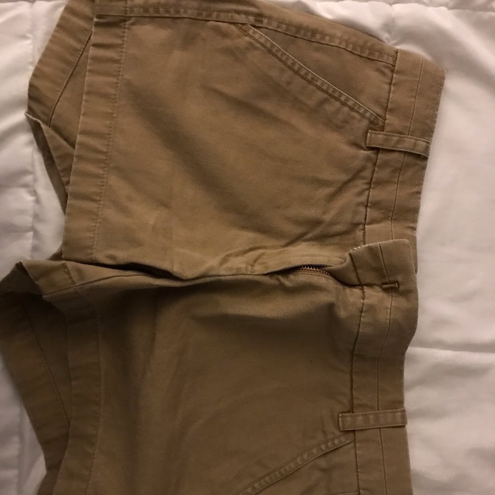 Shorts - Picture 2 of 3